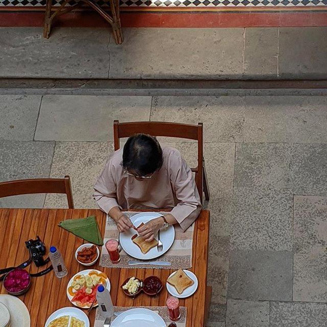 ทิวันชี นี ฮาเวลี Bed & Breakfast อาเมดาบัด ภายนอก รูปภาพ