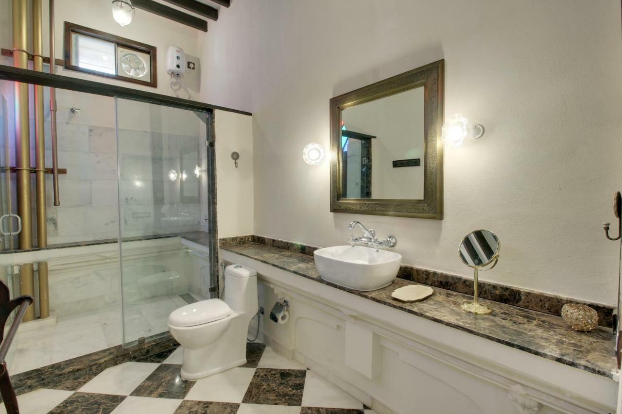 ทิวันชี นี ฮาเวลี Bed & Breakfast อาเมดาบัด ภายนอก รูปภาพ